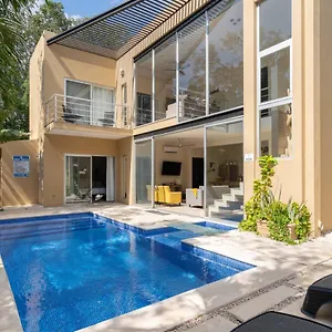 https://meso-maya-tulum.tulum-hotels.net